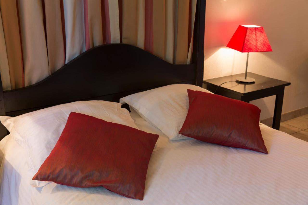 Hotel Saint-Martin Bovigny Bagian luar foto