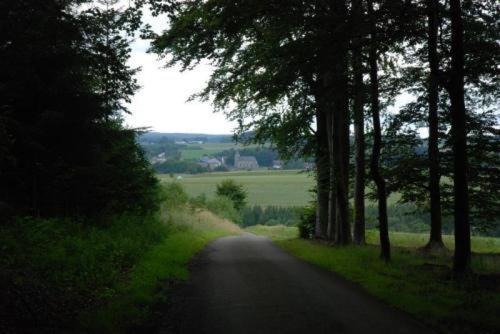 Hotel Saint-Martin Bovigny Bagian luar foto